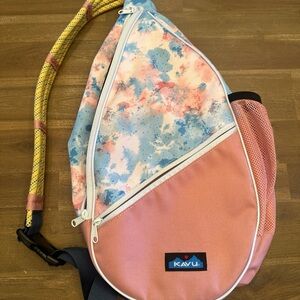 Kavu Sling Bag with Pale Red and Blue Pattern
